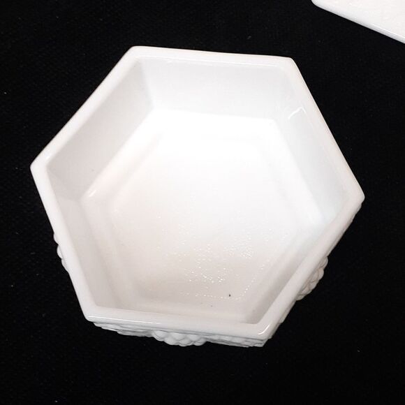 Indiana Colony Harvest Grapes milk glass candle holder and candy dish with lid - Picture 7 of 9